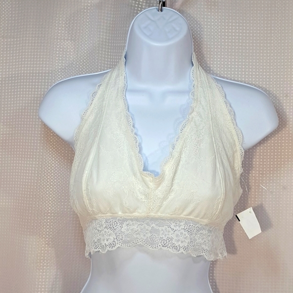 Tops - 🆕️Halter Bralette Sz XXL!